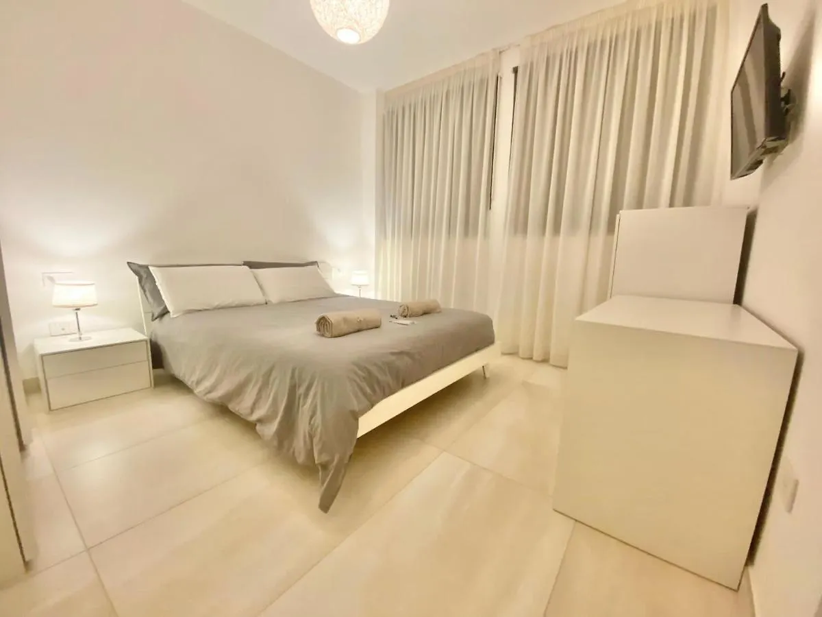 Elegance Duomo Apartment Milan